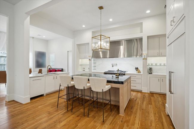 E - 22 E Shady Ln, House other with 5 bedrooms, 5 bathrooms and 3 parking in Houston TX | Image 15