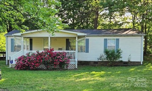 4731 Stratford Ln, Denver, NC, 28037-8285 | Card Image