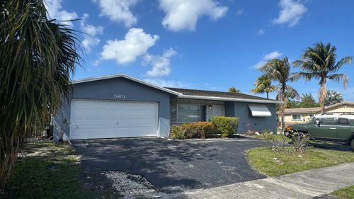 5401 W Park Road, Hollywood, FL, 33021 | Card Image