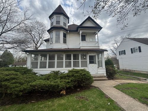 4221 Old Grand Ave, Gurnee, IL, 60031-2735 | Card Image