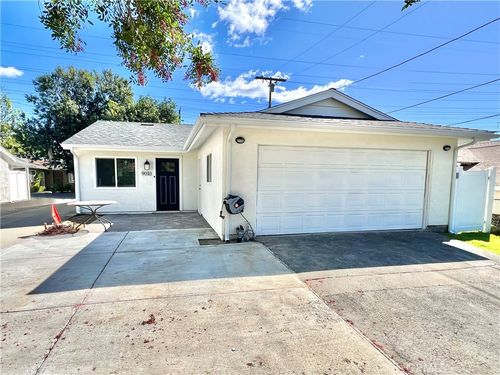 9010 Wilbur Ave, Northridge, CA, 91324-3747 | Card Image