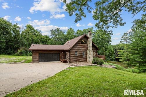 7319 106th Ave, Coal Valley, IL, 61240-9696 | Card Image