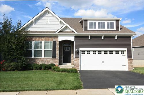 8157 Century Blvd, Breinigsville, PA, 18031-8705 | Card Image