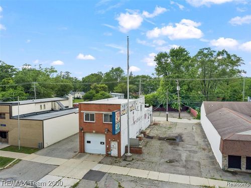 25120 5 Mile Rd, Redford, MI, 48239-3717 | Card Image