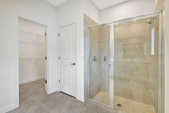 Huge shower, walk in closet and linen closet | Image 28