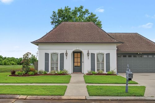 124 Acadia Point Dr, Thibodaux, LA, 70301-5069 | Card Image