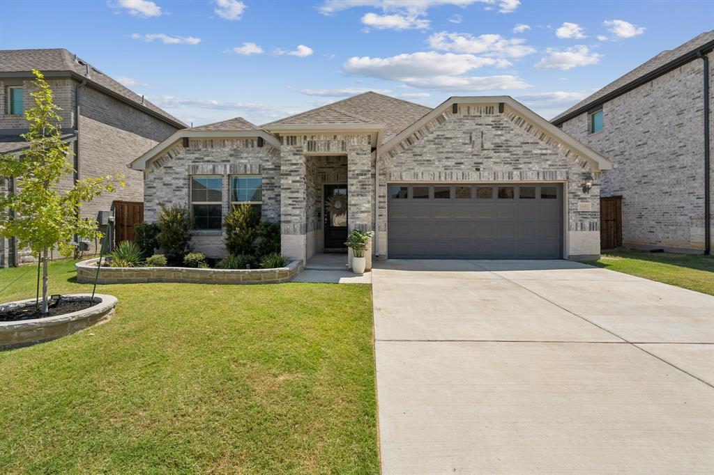 Smiths Bend Rd, Fort Worth, TX 76126