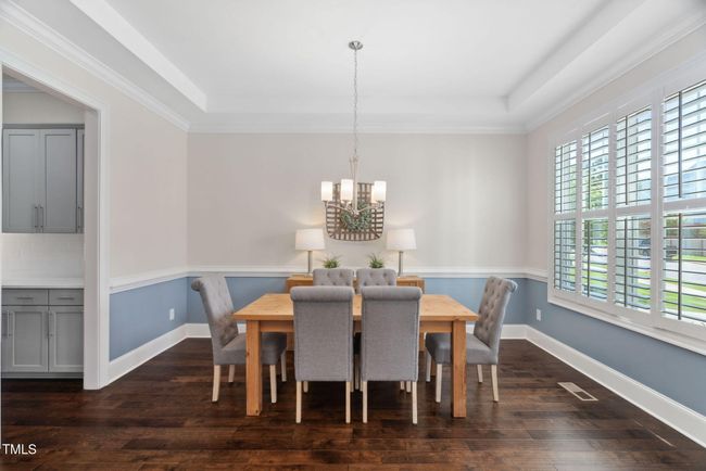 Formal Dining | Image 5