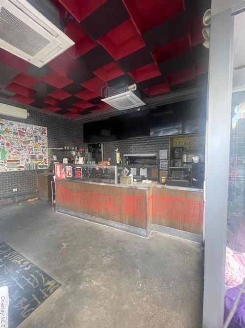 164 E 33rd St, New York, NY, 10016-4608 | Card Image