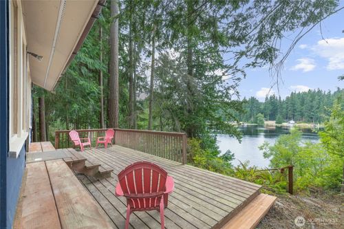 4945 Lakeside Dr, Langley, WA, 98260-8259 | Card Image