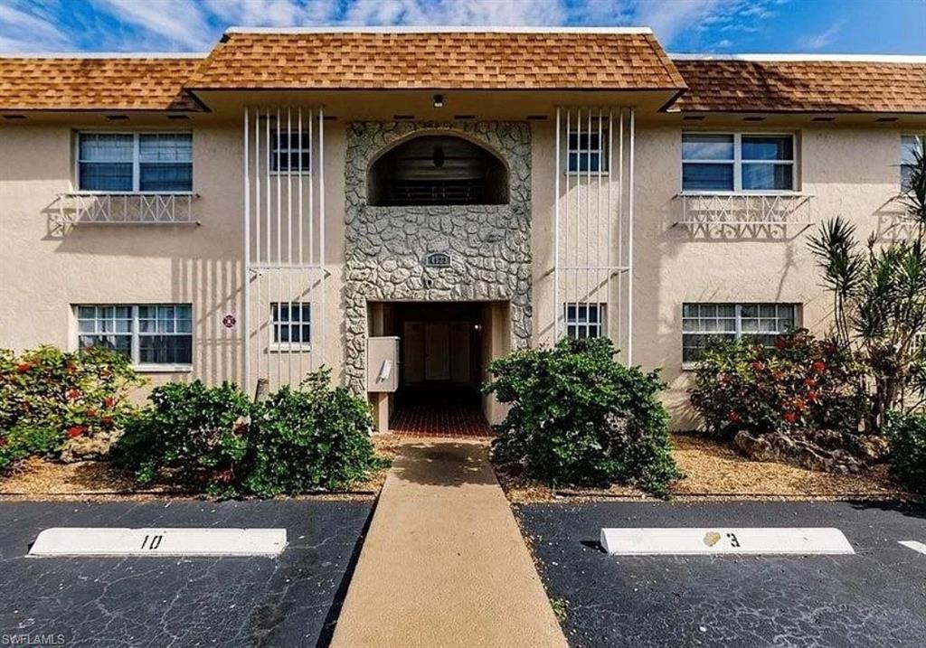 Residential Lease in CAPE CORAL 2