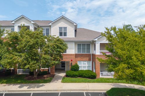 635 Waterford Lake Dr, Cary, NC, 27519-9405 | Card Image