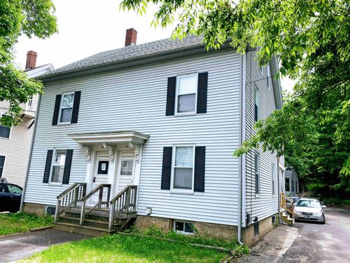 33-35 Elm St, Newmarket, NH, 03857-1511 | Card Image