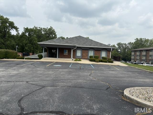702 River Dr, Marion, IN 46952