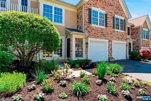 69 Magnolia Way, North Haledon, NJ, 07508 | Card Image