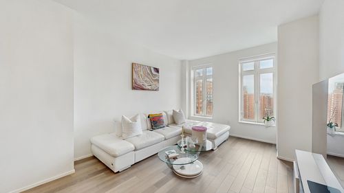 12b-543 W 122nd St, New York, NY, 10027-5282 | Card Image