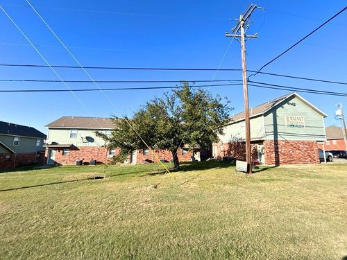 b2-809 W Walnut St, Celina, TX, 75009-6277 | Card Image