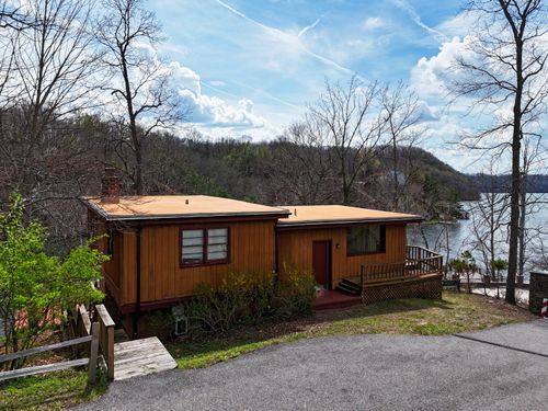 4443 Frazier Rd, Radford, VA, 24141-8129 | Card Image