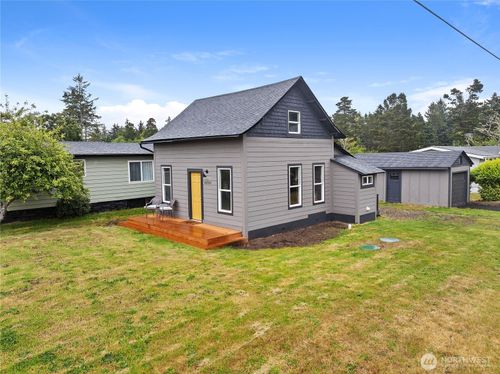 26502 Ridge Ave, Ocean Park, WA, 98640-4206 | Card Image