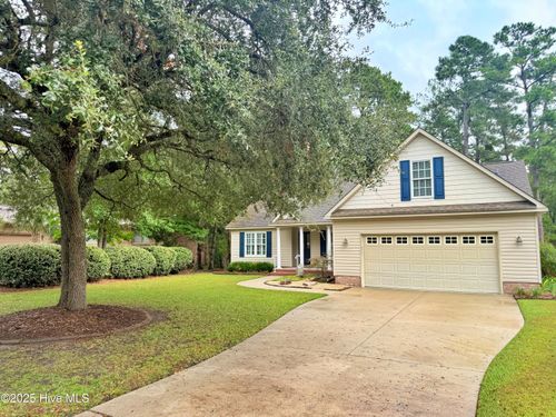 1005 Coral Reef Dr, New Bern, NC, 28560-7175 | Card Image