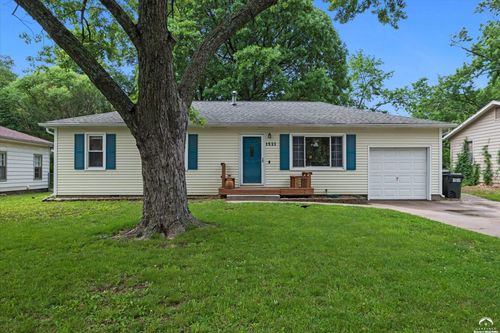 1521 W 22nd St, Lawrence, KS, 66046-2721 | Card Image