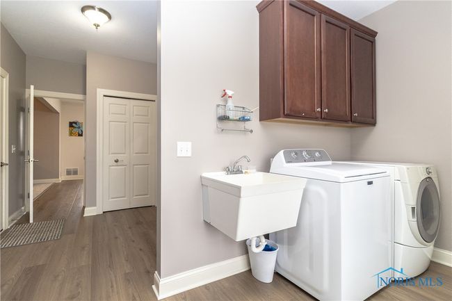 half bath | Image 18
