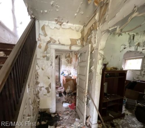 367 Cortland St, Highland Park, MI, 48203-3436 | Card Image