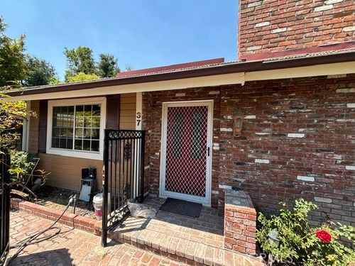 37 Sierra Madre Blvd, Arcadia, CA, 91006-1636 | Card Image