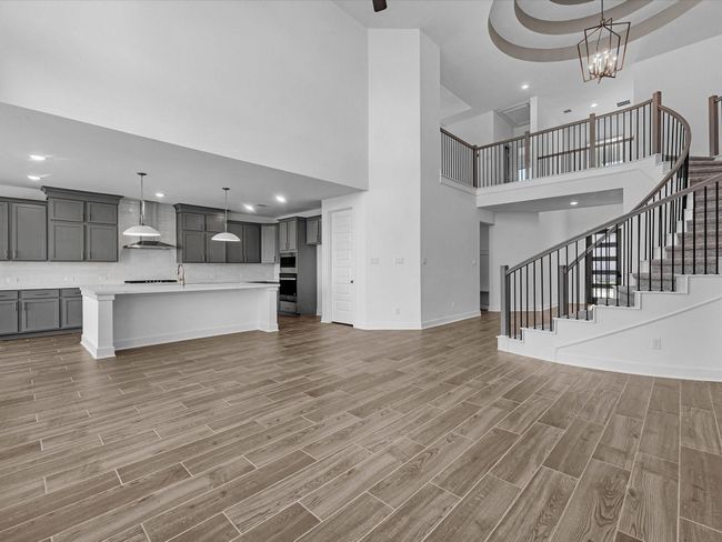 9118 Colonnade Way, House other with 5 bedrooms, 5 bathrooms and 3 parking in Manvel TX | Image 6
