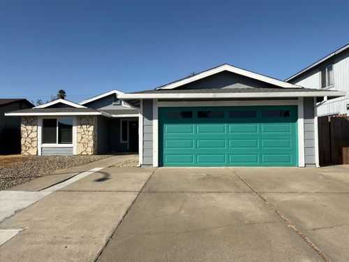 8255 White Sands Way, Sacramento, CA, 95828 | Card Image