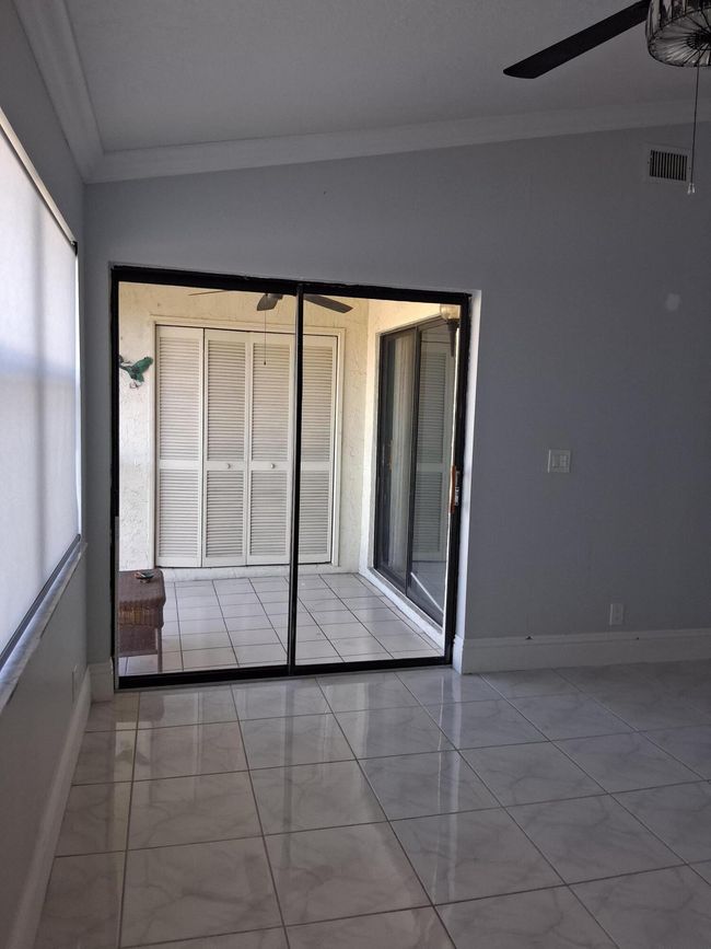 APT-204 - 7590 Tahiti Ln, Condo with 2 bedrooms, 2 bathrooms and null parking in Lake Worth FL | Image 4