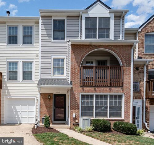 4068 Chetham Way, WOODBRIDGE, VA, 22192-5083 | Card Image