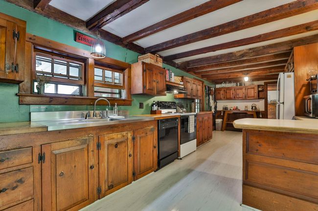 377 Main St, House other with 3 bedrooms, 2 bathrooms and null parking in Francestown NH | Image 21