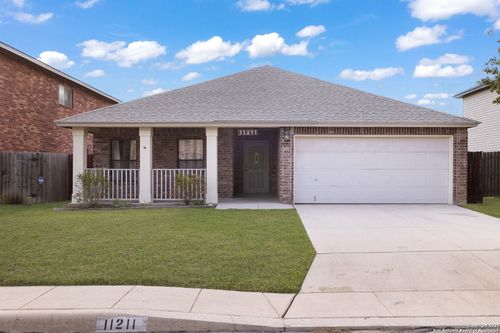 11211 Talbot Sq, San Antonio, TX, 78249-3521 | Card Image