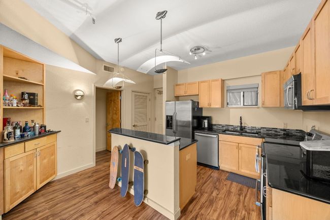 APT-303 - 711 W 26 Th St, Condo with 2 bedrooms, 2 bathrooms and 1 parking in Austin TX | Image 9