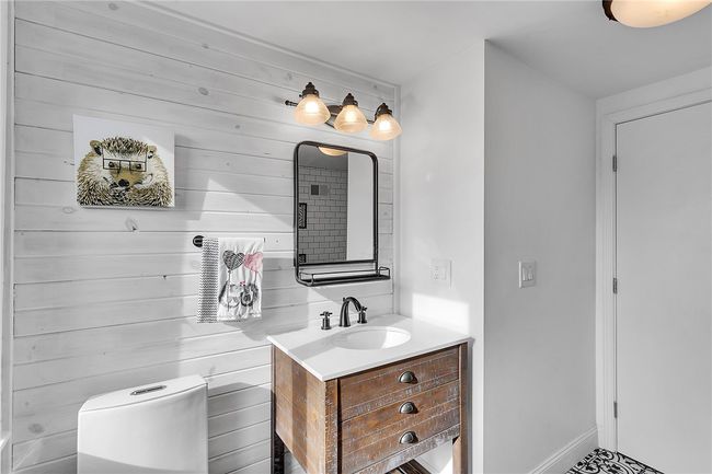 High end finishes add to the elegance | Image 27