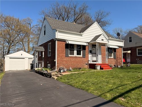 133 Woolf Ave, Akron, OH, 44312-1574 | Card Image