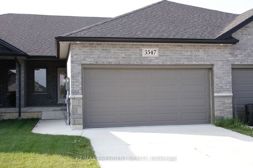 3547 Hallee Cres, Windsor, ON, N8W0B2 | Card Image