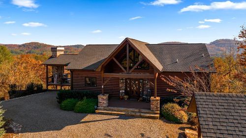 9 Kensington Dr, Mineral Bluff, GA, 30559-3124 | Card Image