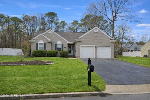 1751 Breakers Dr, Manahawkin, NJ, 08050-1266 | Card Image
