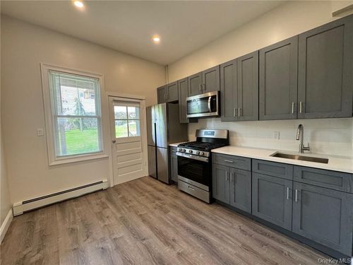 1-26 Parsons St, Harrison, NY, 10528-3720 | Card Image