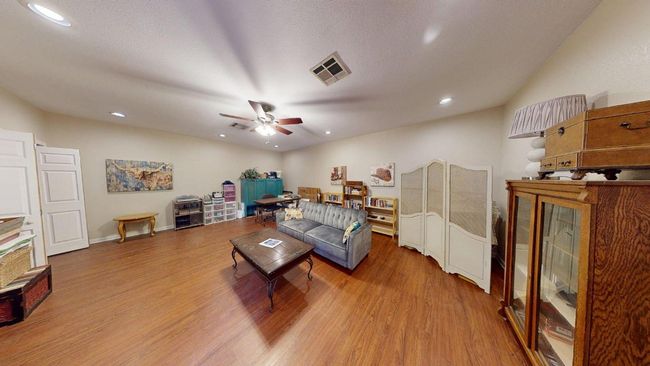 Casita lower living area | Image 29