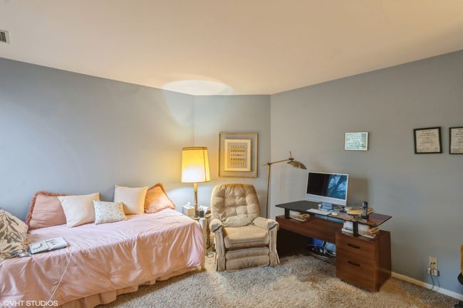 APT-102 - 3100 Lexington Ln, Condo with 2 bedrooms, 3 bathrooms and 2 parking in Glenview IL | Image 9