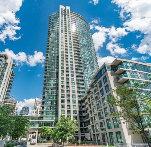 521-215 Fort York Blvd, Toronto, ON, M5V4A2 | Card Image