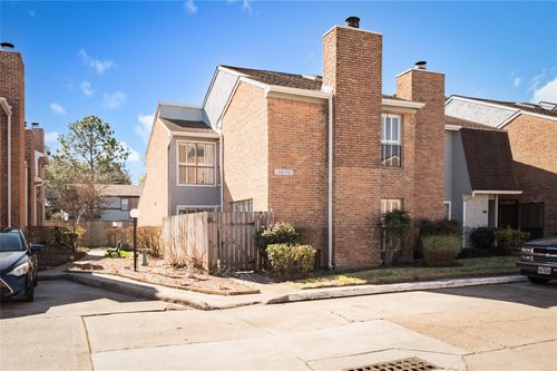 apt-338-3200 S Gessner Rd, Houston, TX, 77063-3759 | Card Image