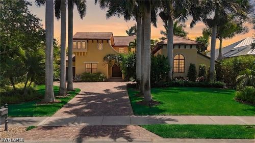 3310 Crayton Rd, Naples, FL, 34103-4060 | Card Image