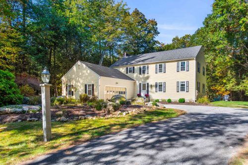 3 Thistle Drive, Amherst, NH, 03031 | Card Image