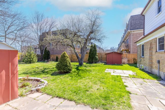 2127 Primate Rd, House other with 2 bedrooms, 2 bathrooms and 4 parking in Mississauga ON | Image 5