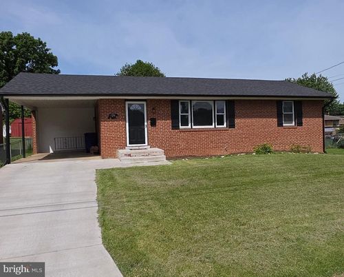126 Clymer Ave, FRONT ROYAL, VA, 22630-3916 | Card Image