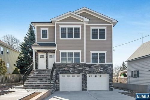 734 2nd Ave, Lyndhurst, NJ, 07071-1221 | Card Image